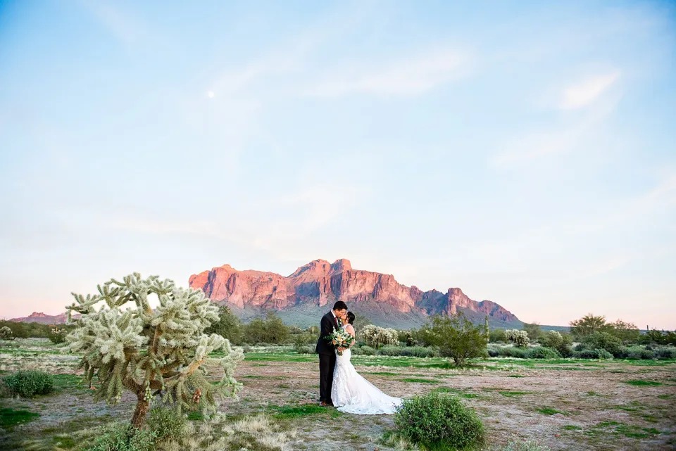 desert wedding planner